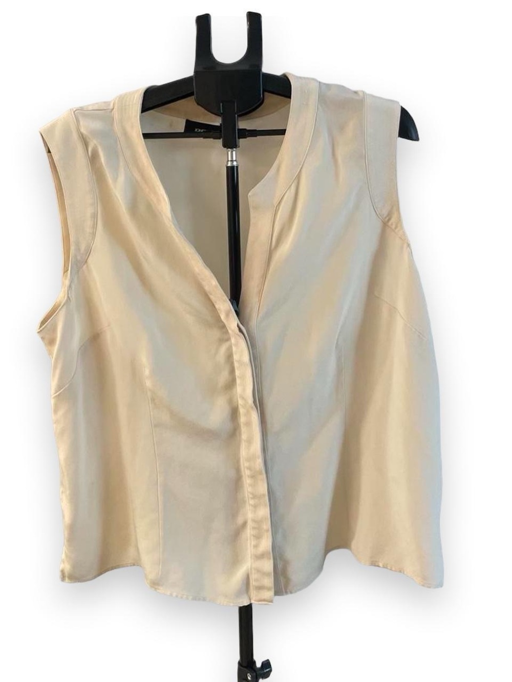 Jones New York Cream Satin Sleeveless Camisole